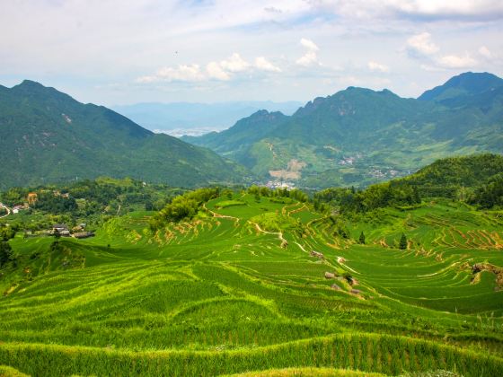 Jiuquyunhuan Area, Yunhe Terrace Scenic Area