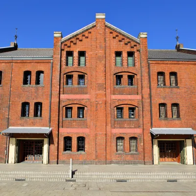 Отели рядом с достопримечательностью «Йокогама-Лендмарк-Тауэр»