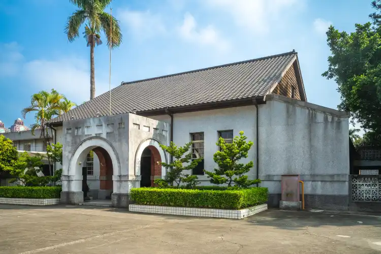 Hotels near Chiayi Old Prison