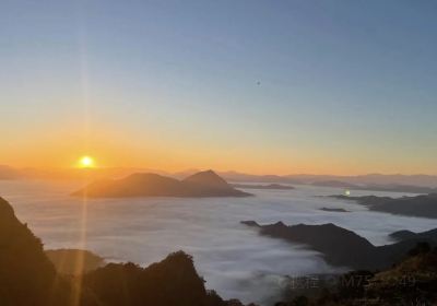 Tianlongding Mountain Park