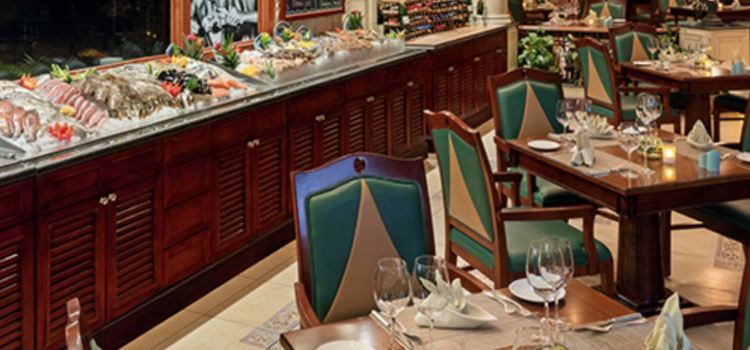 Waves Restaurant