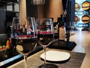 Cooper's Hawk Winery & Restaurants