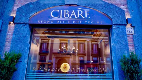 Cibare in Неаполь