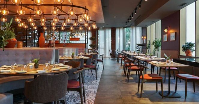 soMos Restaurant & Lounge