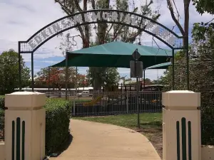 Edkins Memorial Park