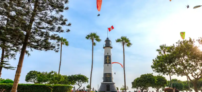 Hotels near Av. Larco / Av. Benavides