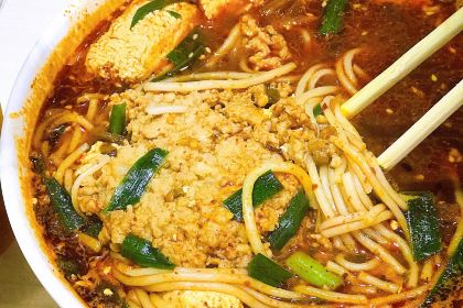 TIE PENG RICE NOODLES