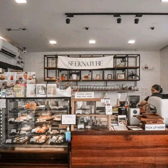 altTitle