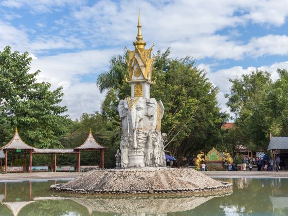 Xishuangbanna Dai Minority Park