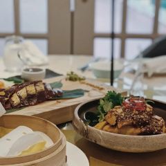 藝 YÌ BY JEREME LEUNG張用戶圖片