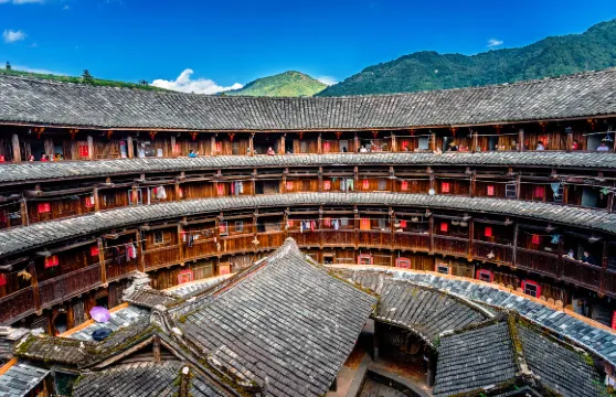 南靖雲水謠景區、福建永定土樓景區、南靖田螺坑景區（三選二雙景區一日遊）