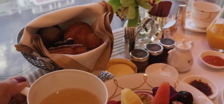 Calabash Gourmet And Sushi Bar