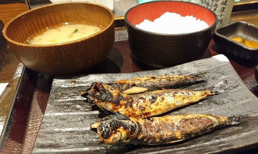 しんぱち食堂