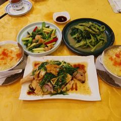 XIANG QUN YUE CAI (LongJin Road Main Branch) User Photo