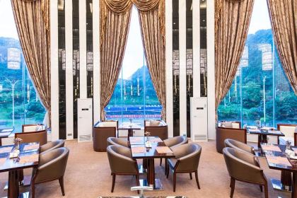 碧桂园太阳城凤凰酒店(高铁站店)·香榭丽西餐厅