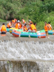 Mingyue Lake Rafting