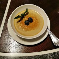 Six Senses User Photo