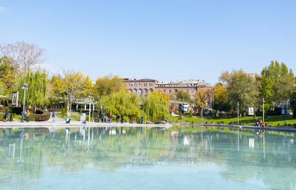 Vé máy bay Yerevan Hà Nội