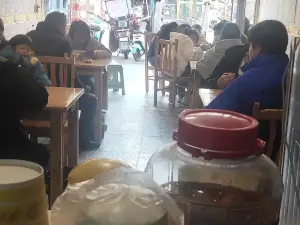 嘗回頭羊肉粉火鍋（普定店）