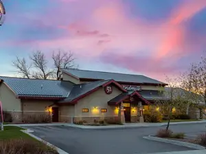 The Windmill & Bar 51