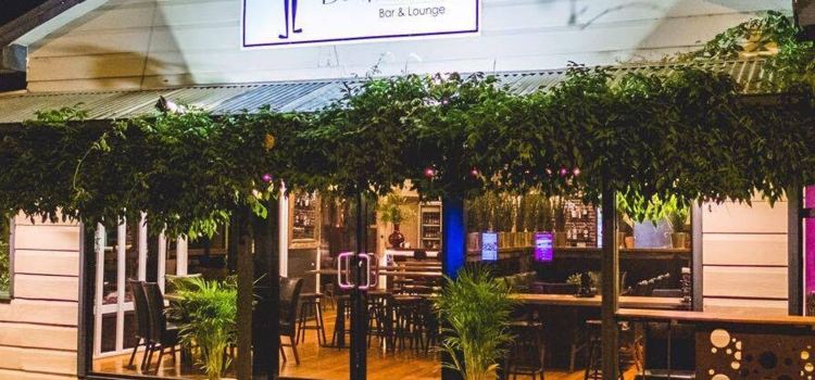Dr Mauve Bar And Lounge