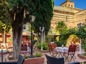 Restaurante Jardines de Zoraya -Flamenco en Vivo