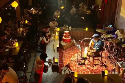 Tipsy THE FIRE POND FOLK PUB