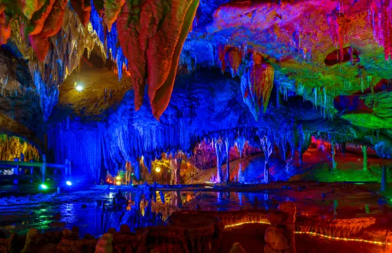 梅山龍宮洞內遊船票大小同價