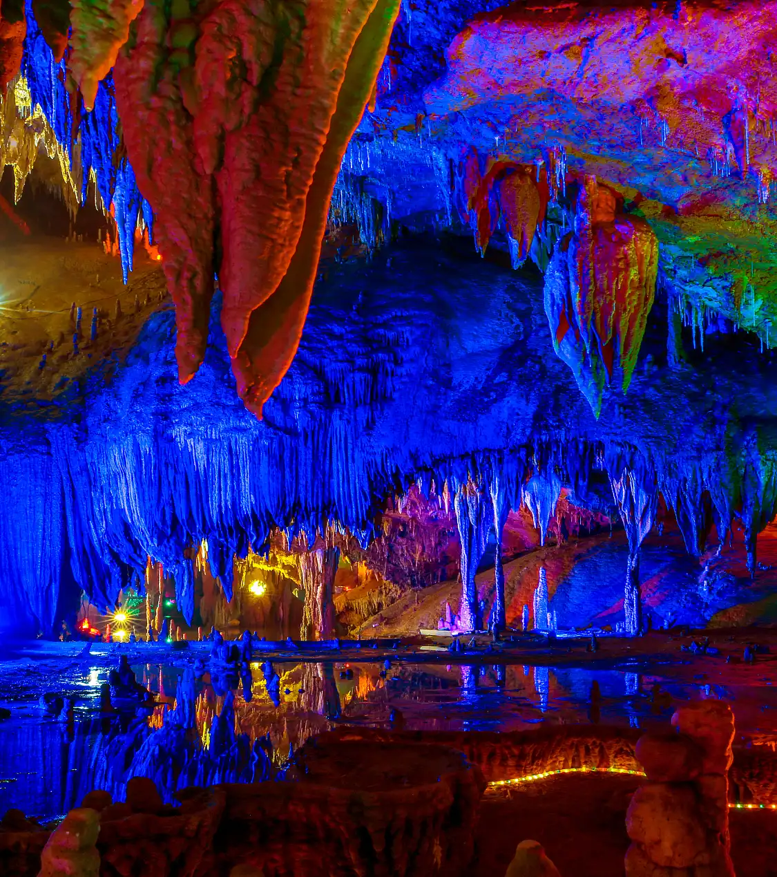 Hotels near Meishan Dragon Palace