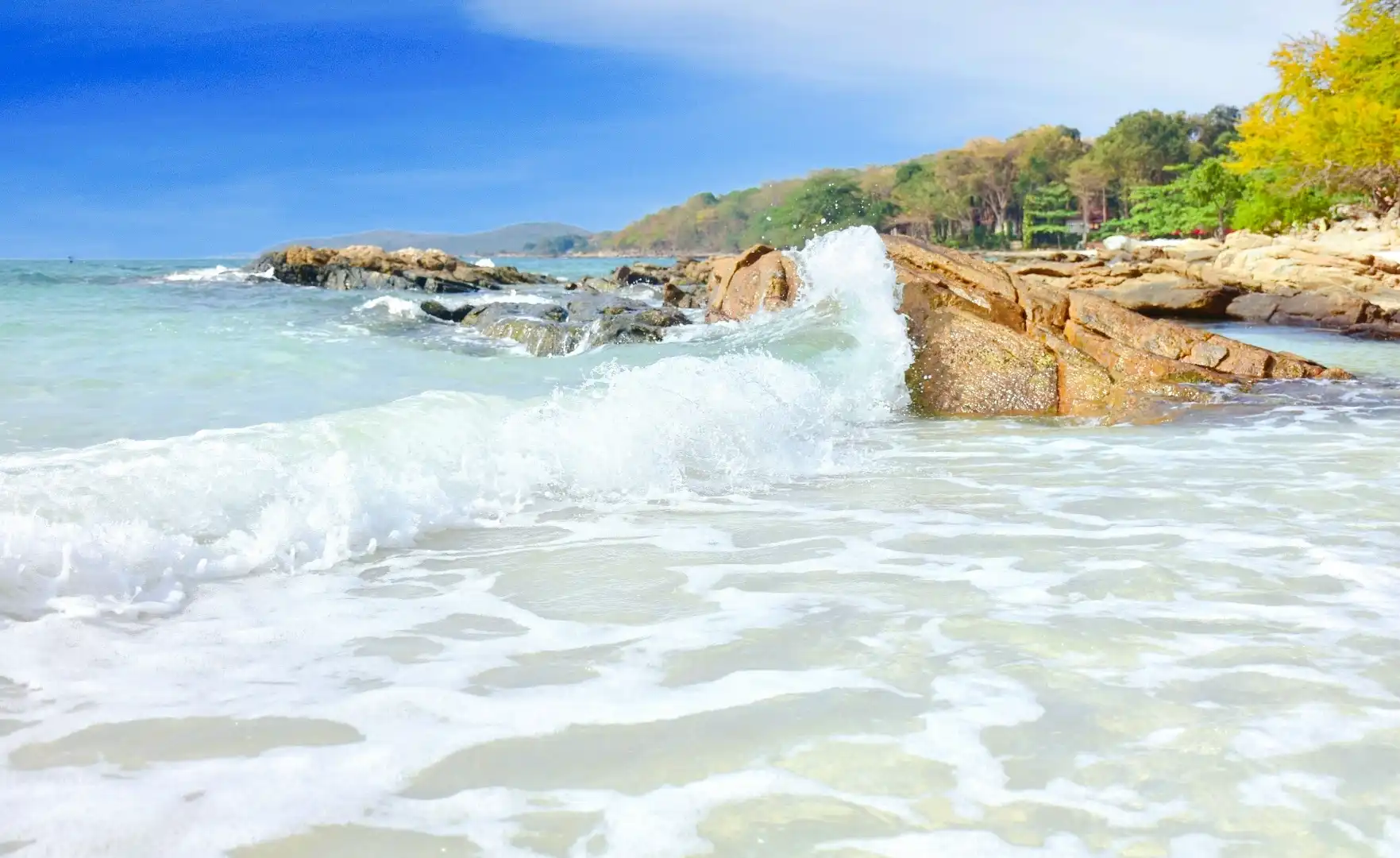 Hotels near Ao Phai