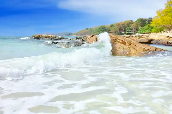 Hoteles cerca de Ao Phai