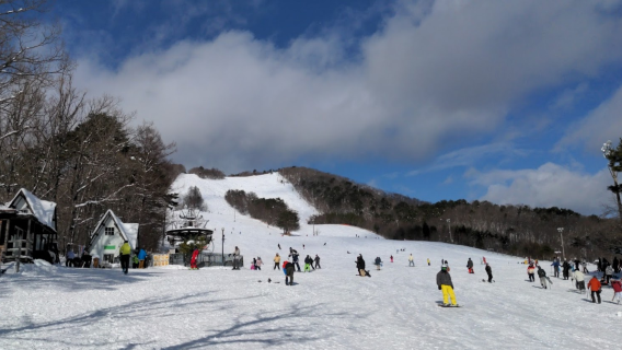 Izumigatake Ski Resort