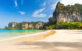 อ่าวนาง