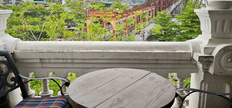 Serein Cafe Lounge