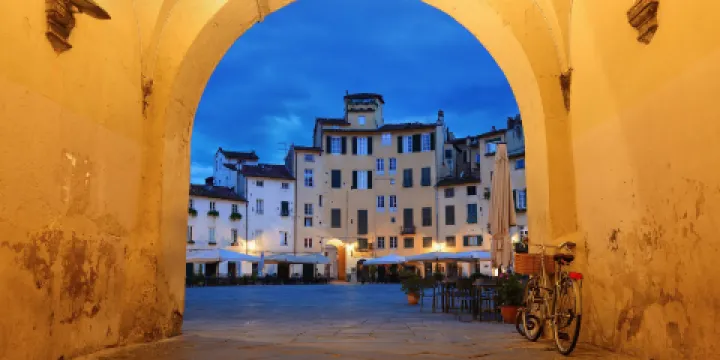 圓形競技場廣場