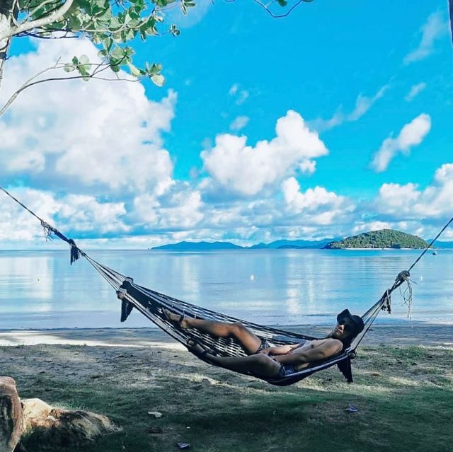 ติดเกาะหมาก ทะเลใส หาดสวยเงียบสงบ