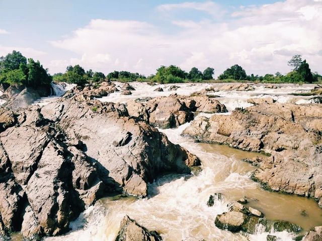 Hiking and waterfall viewing 
