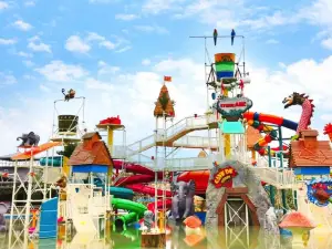 Jing-Chu Yuntian Sea World