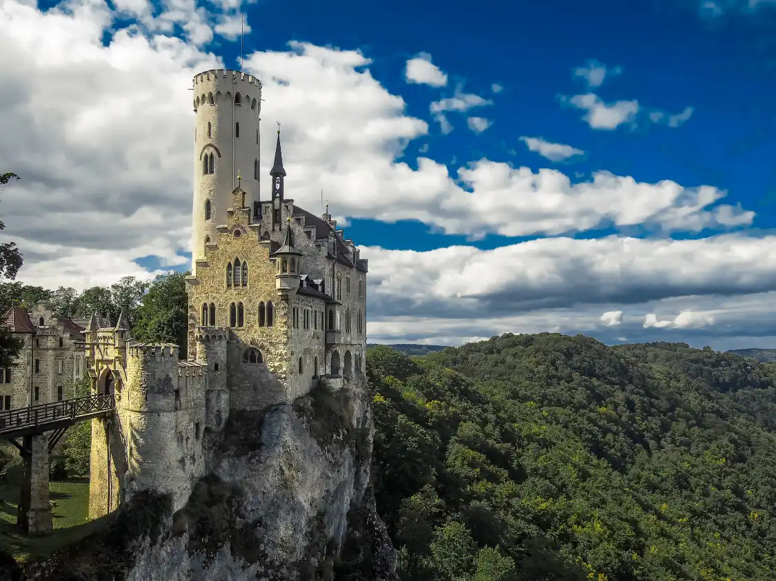 Abenteuer Park Schloss Lichtenstein附近的飯店