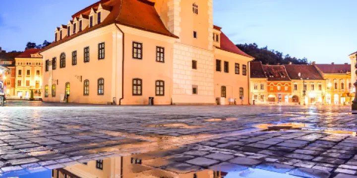 布拉索夫議會廣場