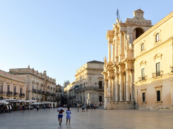 Piazza del Duomo Siracusa