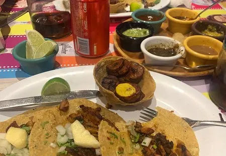 Taco y Tequila