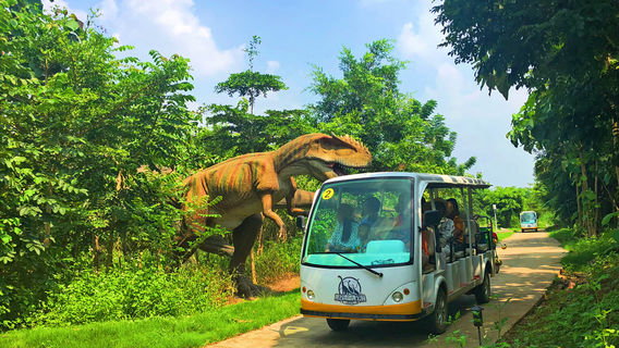 Long Gu Wan Dinosaur Park