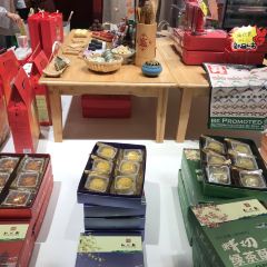 ZHIWEIGUAN User Photo