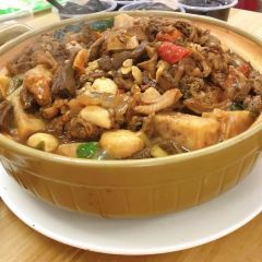 鼎好吃牛杂煲 User Photo