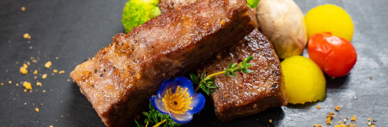 肇庆半山揽月·设计师美宿·爱丽舍西餐厅