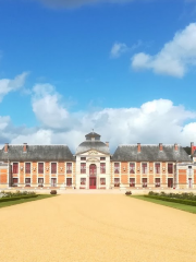 Le château des Champs de Bataille .