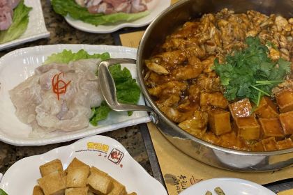 黄记煌三汁焖锅(步步高广场店)