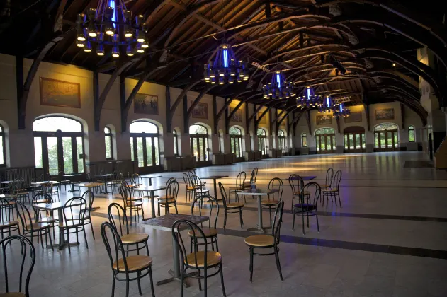 Отели рядом с достопримечательностью «Chateau Dufresne (Dufresne House)»