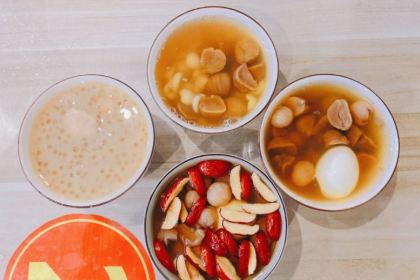 ER SHI SI ZHUANG SUGAR WATER